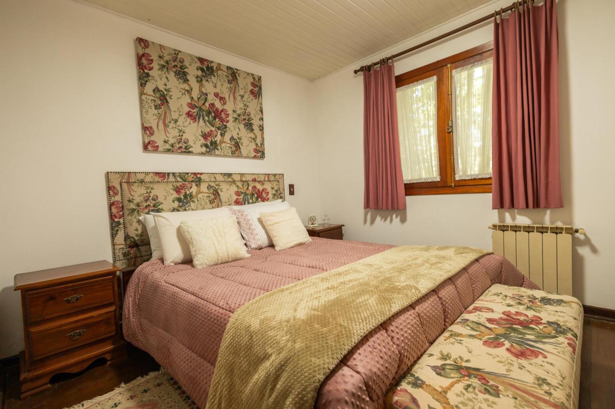 Casa Serena - Conforto E Exclusividade Em Casa de hóspedes Campos do Jordão